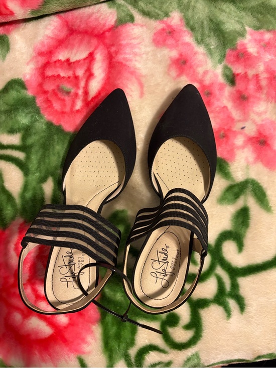 Life Stride Shoes - Life Stride Black Pointed-Toe Strappy Flats